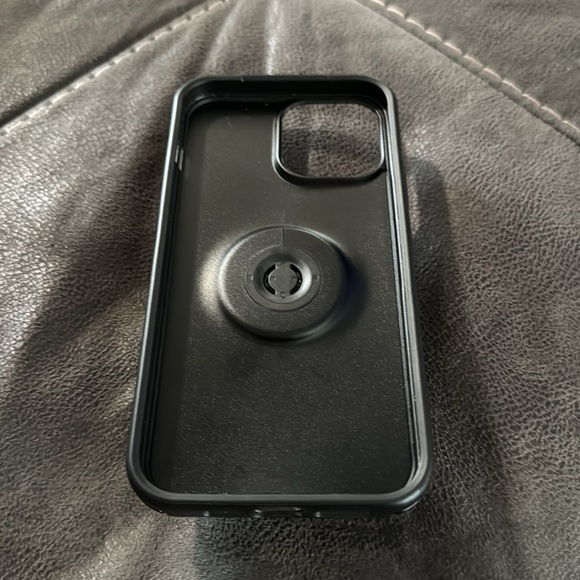 iPhone 12 Pro Max Otterbox PopSocket Phone Case - Picture 3 of 3